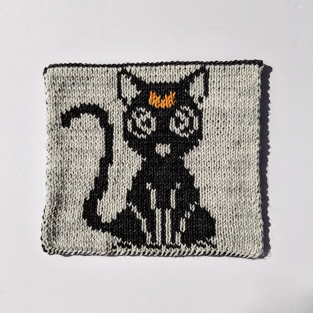 2018 GAL: Sailor Moon (knit)
