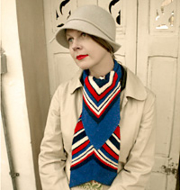 Ravelry: 1930s Swagger Scarf pattern by Beta Stitch display picture 1