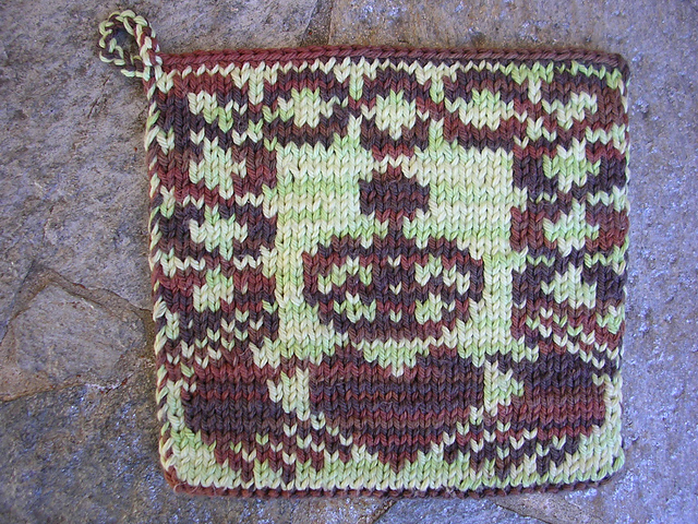 Claddagh Pot Holder