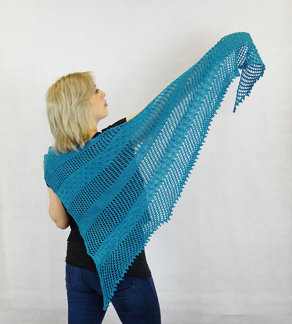 Sanguine Shawl