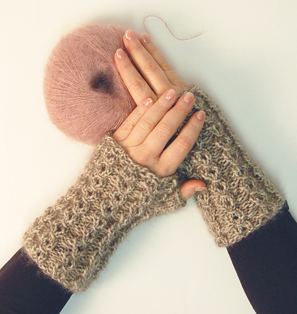 Ooh la la Gauntlets