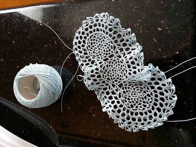 Oval Doily #4412
