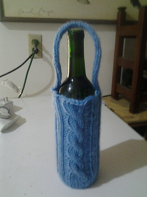 Quick Cabled Wine Bag