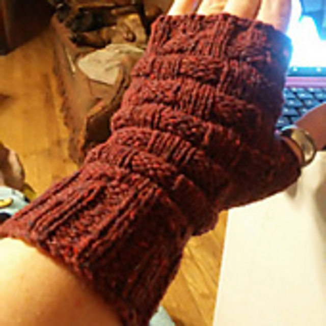 The Burrow Mitts