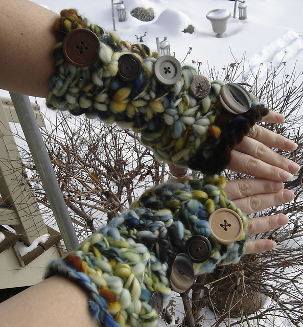 Tunisian Handspun Wristers