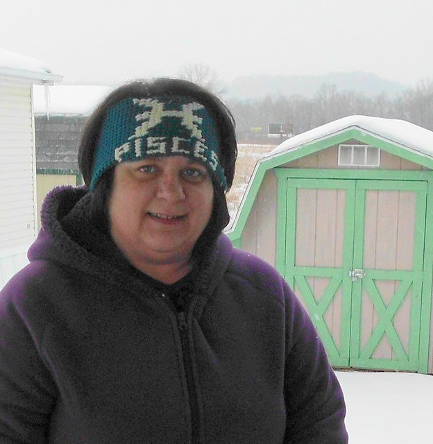 Pisces Graph Earwarmer