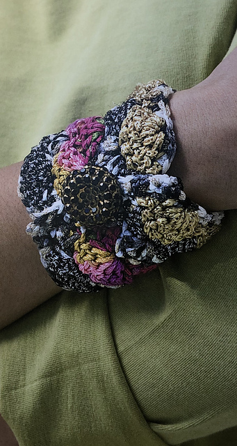Bits of Fancy Bracelet