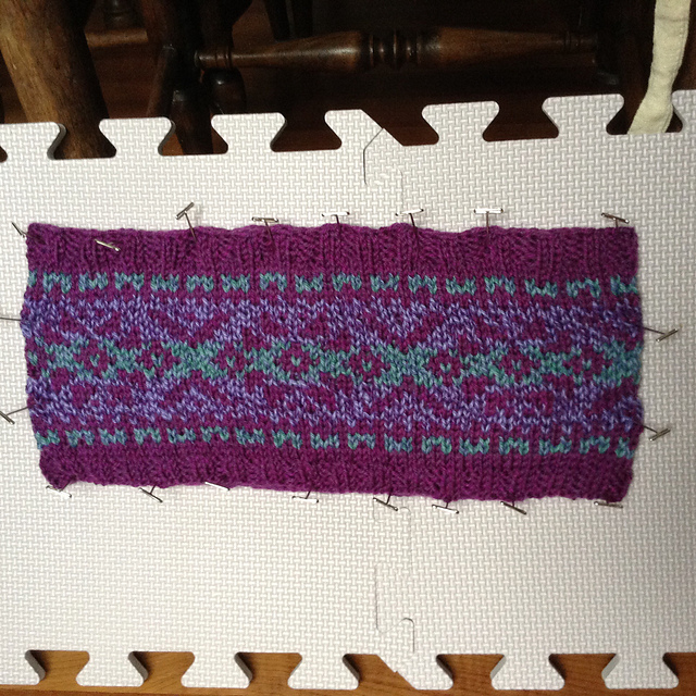 Fair-Isle Cowl