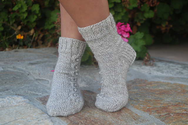 Garlands & Baubles Socks