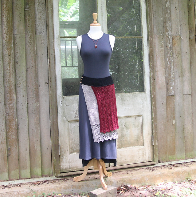 The Deco Lace Overwrap