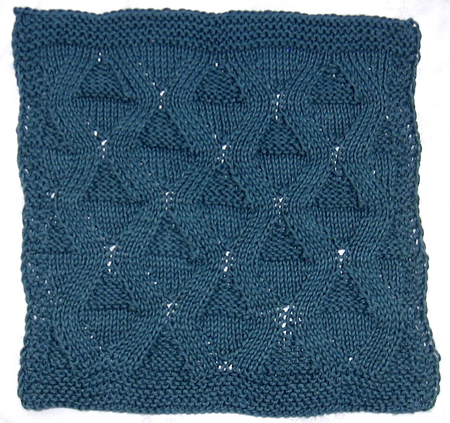 Pyramid Tour Square