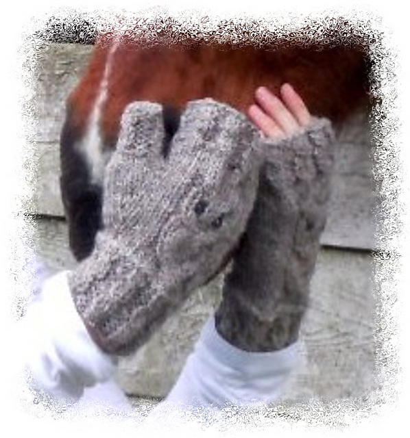 Hootin' It Up Fingerless Mitts