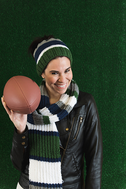 The Touchdown Knit Scarf