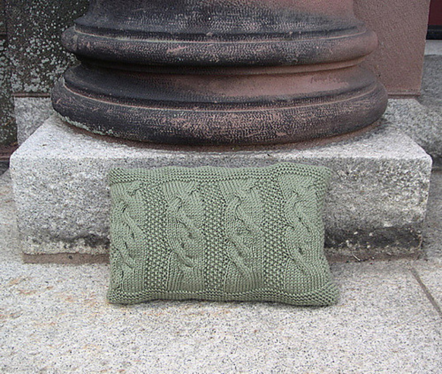 Pillow of Braid Equivalence
