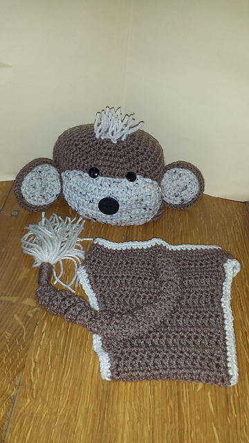 Ravelry: Monkey Outfit pattern by Raechel Kammers
