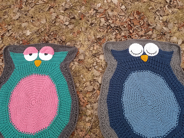 Reversible Owl Throw