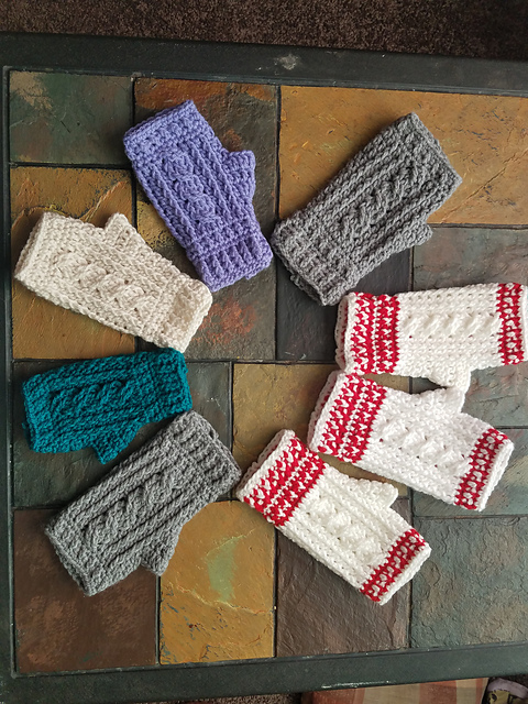 Cabled Fingerless Gloves
