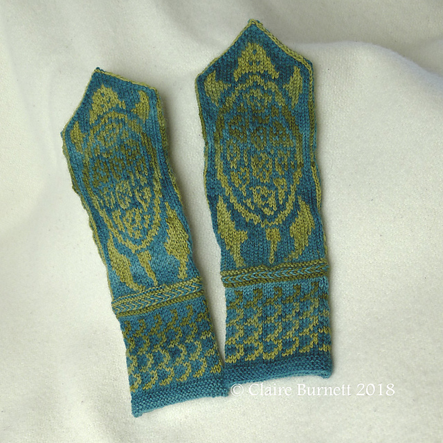 Elusive Turtles Mittens