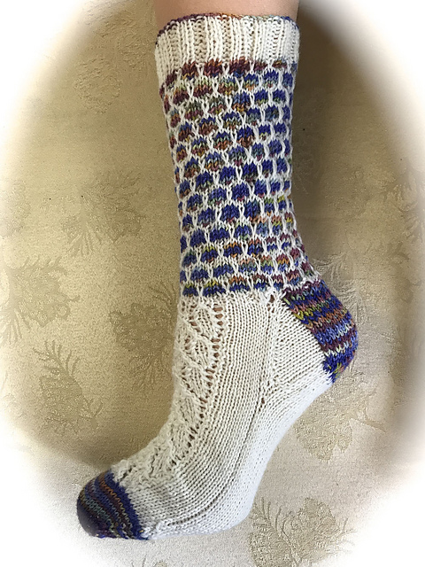 Bee Hive Socks