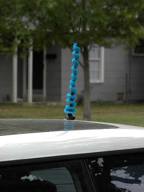 Antenna Yarn Bomb