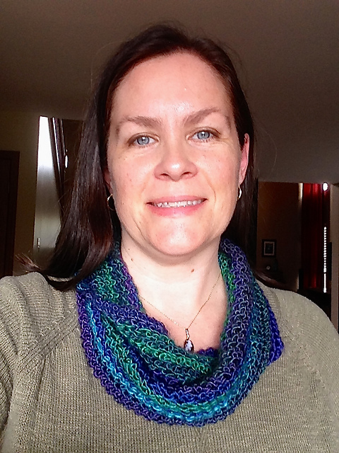 Multitextured Cowl