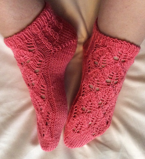 Ravelry: Skog sokk pattern by Knøtte`s Design