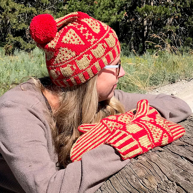 Pizza and Beer Hat and Mittens