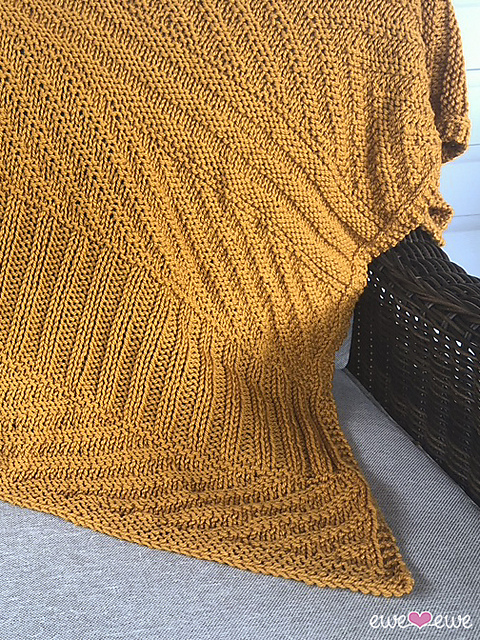 Purly Patio Blanket