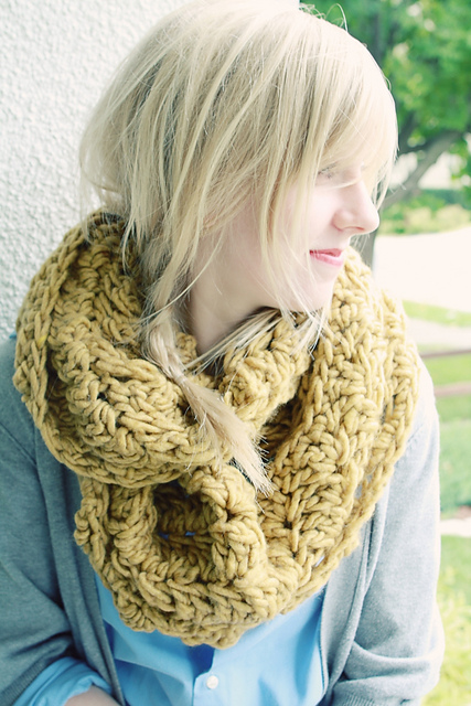 Geraldine Circle Scarf