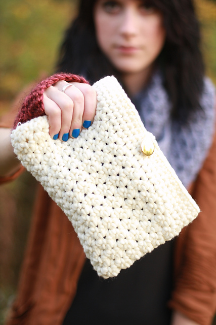 Button Clutch