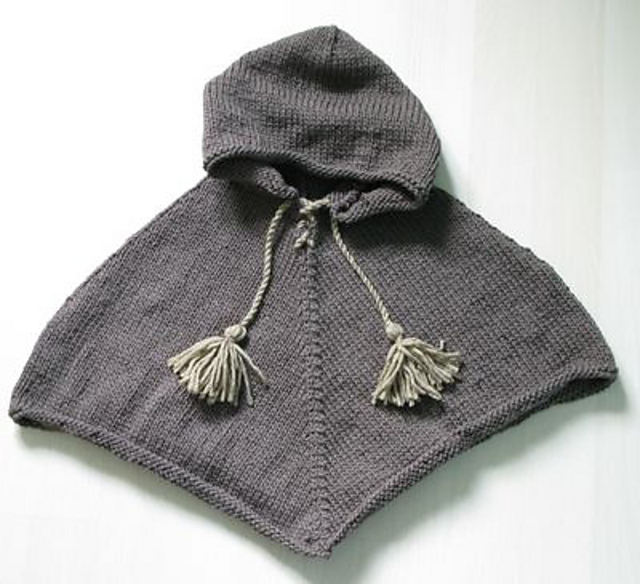 406 - Poncho et chaussons