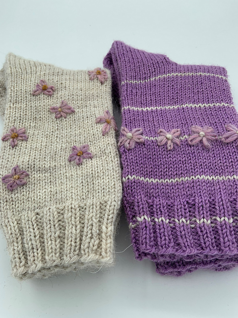 Winter flower socks
