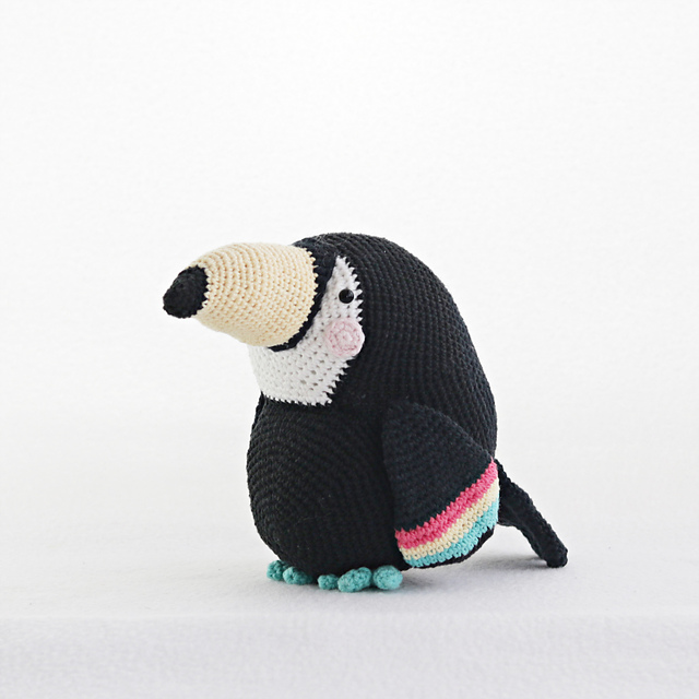 Luriel the Toucan