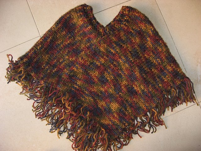 Toddler poncho with tutorial