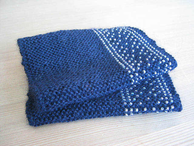 Band 6 Wrist warmers