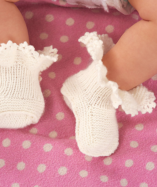 S8237 Baby Booties