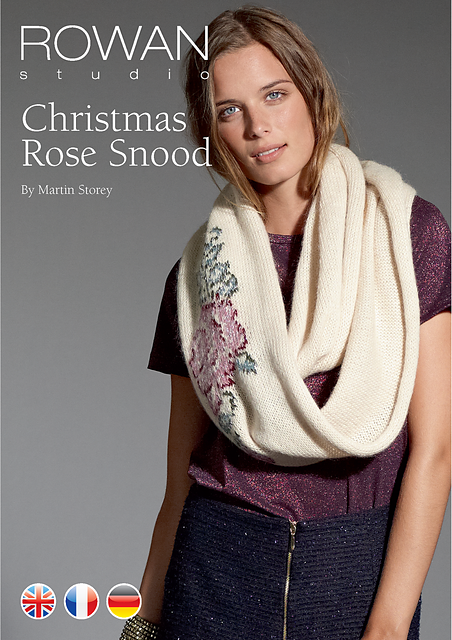 Christmas Rose Snood