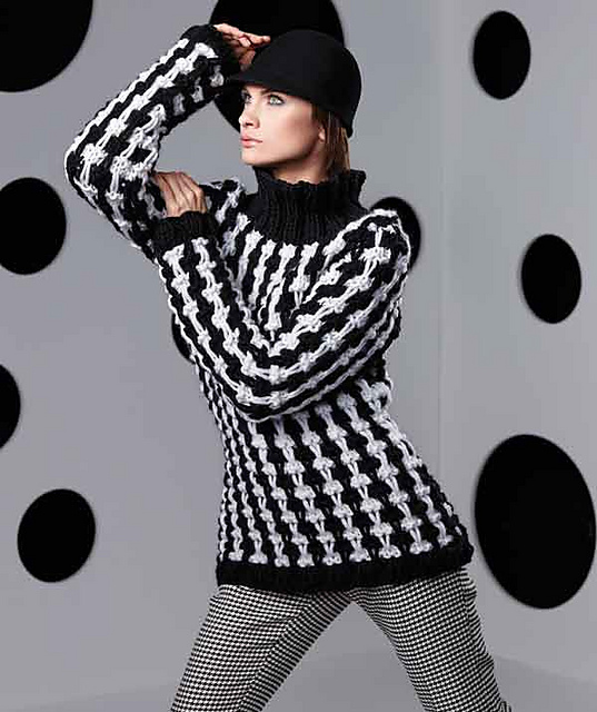 2144 Textured Contrasts Pullover