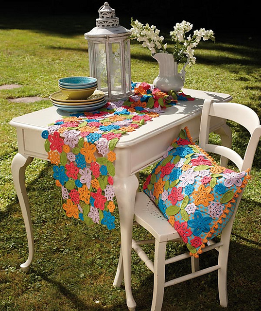 S8456 B - Cushion