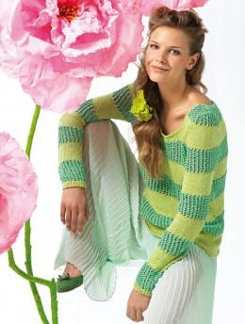 S8433 Striped Sweater