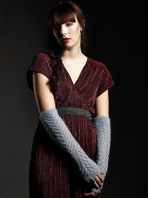 Glisten Gloves