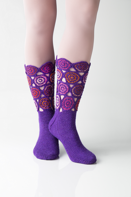Circle Socks R0237
