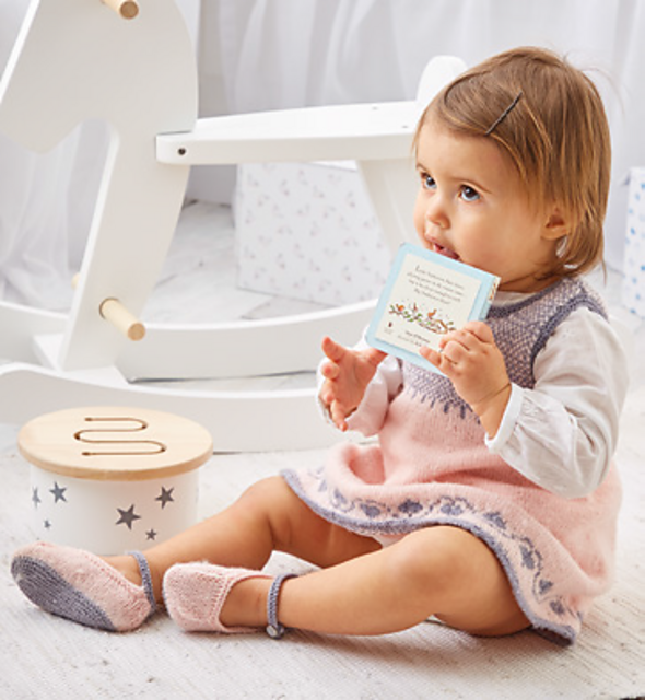 Snuggly Pinafore and Shoes 5301