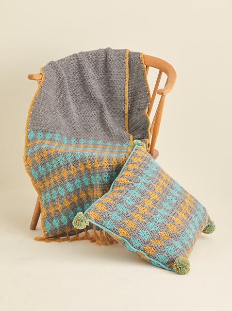 Diamond Runner & Cushion 10125