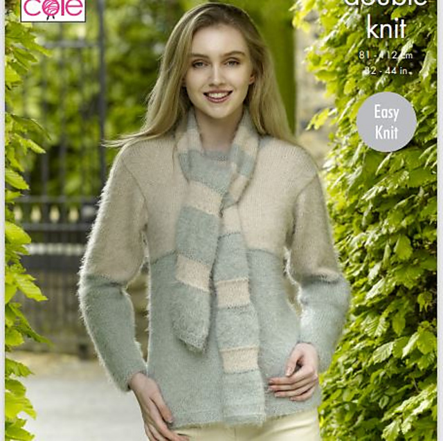 4962 Sweaters and Scarves