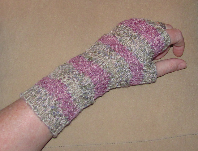 Stripes and Mesh Fingerless MItts