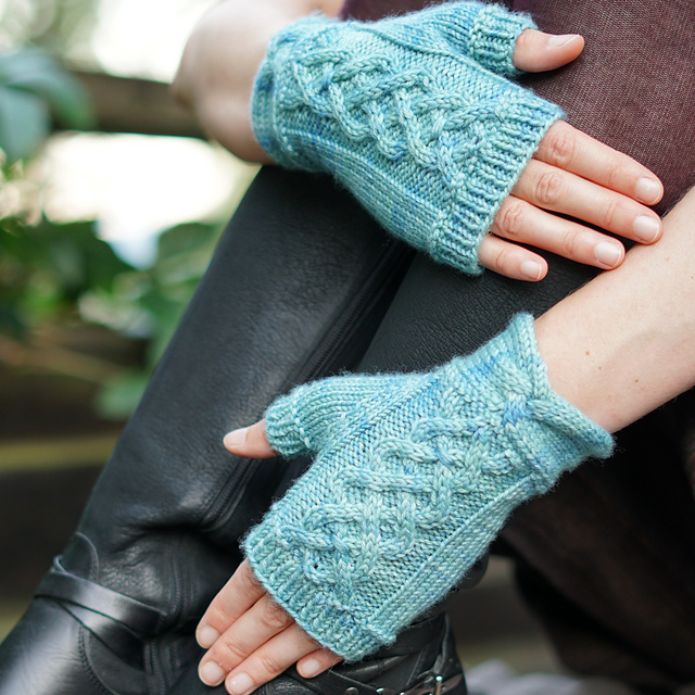 Melusina's Gauntlets