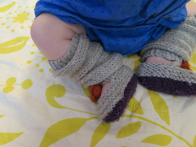 Sideways Knit Baby Leg Warmers