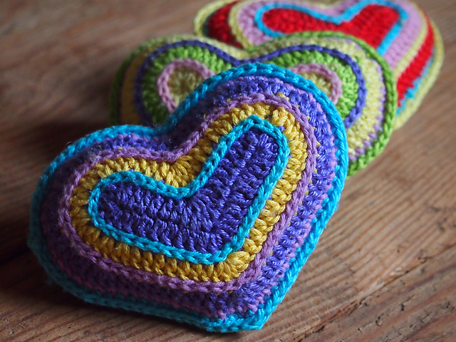 Heart amigurumi