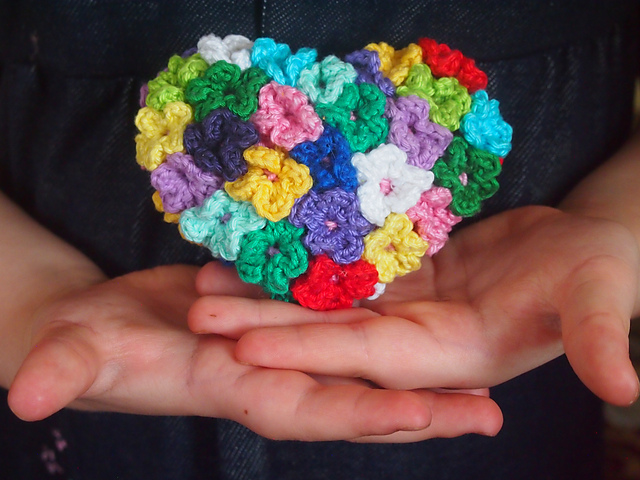 Flower Heart Amigurumi